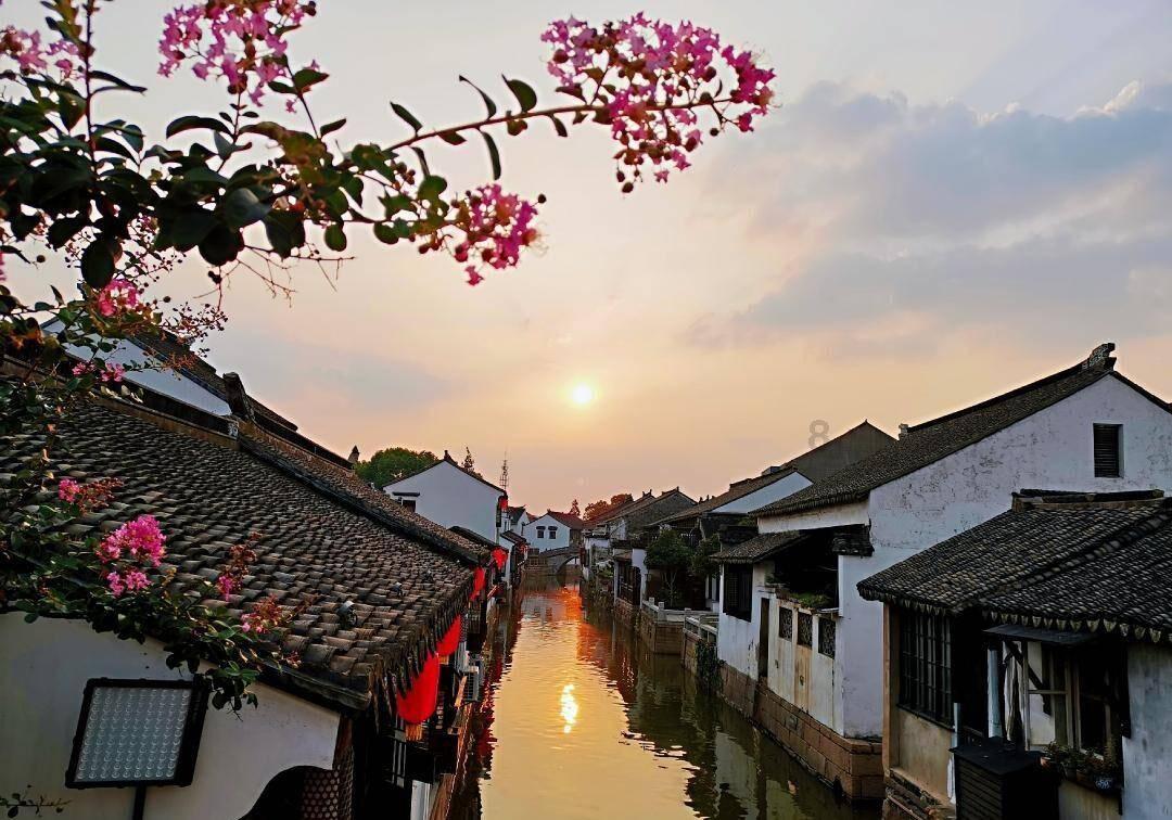 春节旅游旺季，广州千叶优质泳池设备助力酒店服务升级